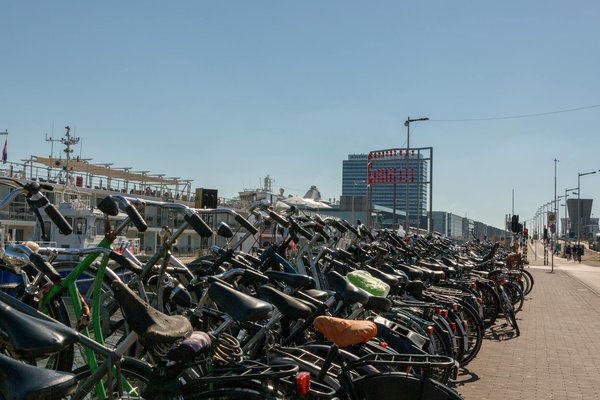 Capturer les moments clés : le guide des premières fois de bébé