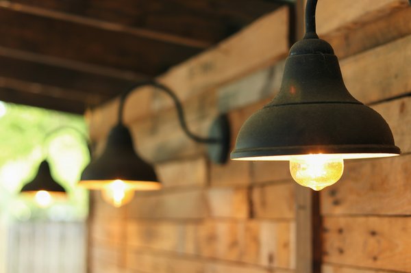 Applique murale extérieur : illuminez terrasse et balcon